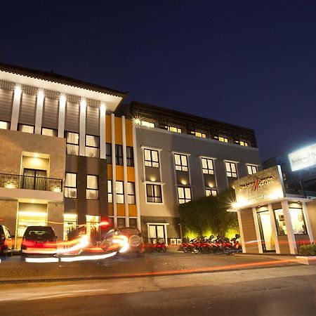Jentra Dagen Hotel Malioboro Yogyakarta Exteriér fotografie