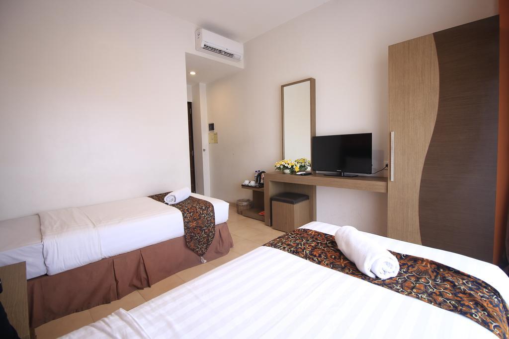 Jentra Dagen Hotel Malioboro Yogyakarta Exteriér fotografie
