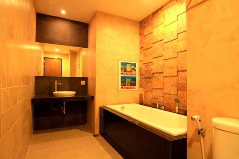 Jentra Dagen Hotel Malioboro Yogyakarta Exteriér fotografie